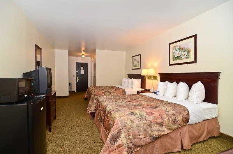 Quality Inn Price Gateway To Moab National Parks Exterior photo