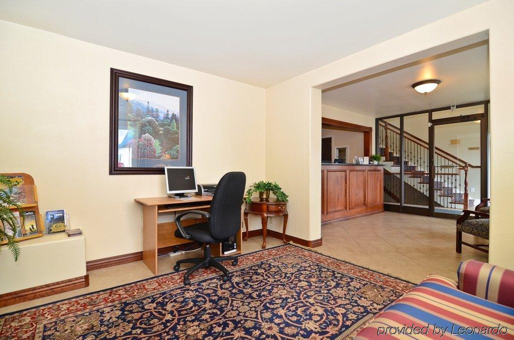 Quality Inn Price Gateway To Moab National Parks Interior photo