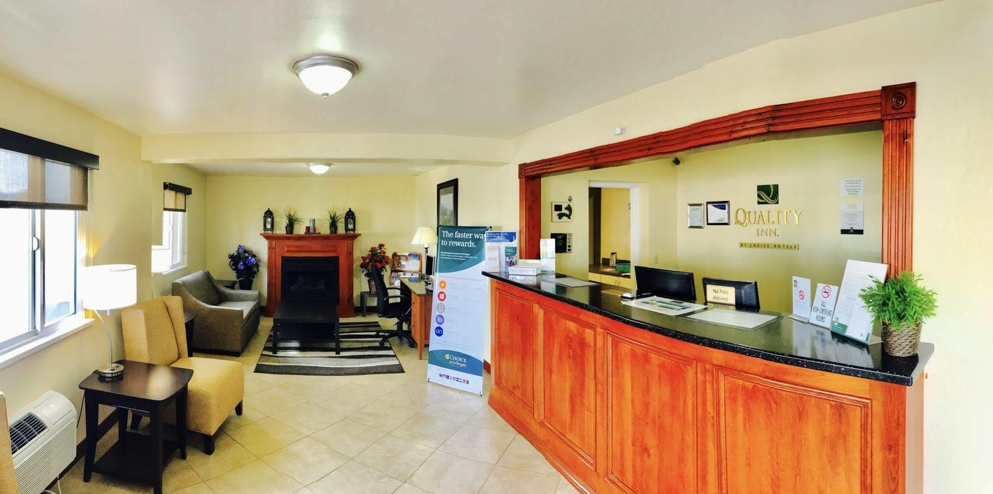 Quality Inn Price Gateway To Moab National Parks Exterior photo